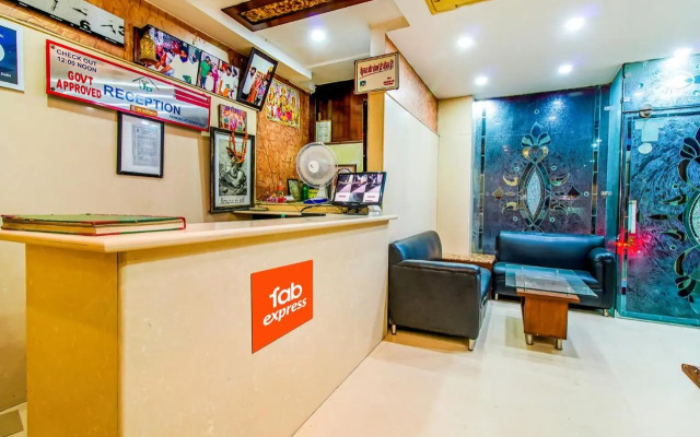 FabExpress Jaggi Palace