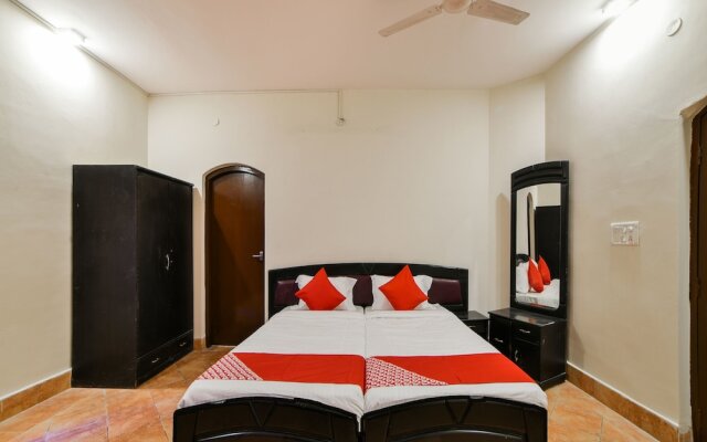 Country Club International Medchal by OYO Rooms