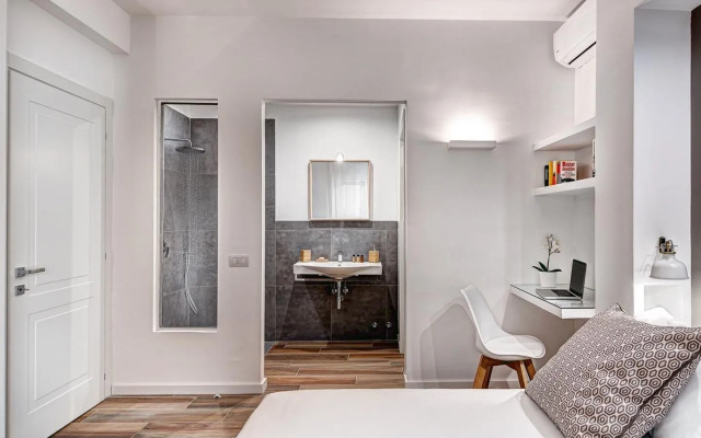 Sorrento Lux Suites - Blue