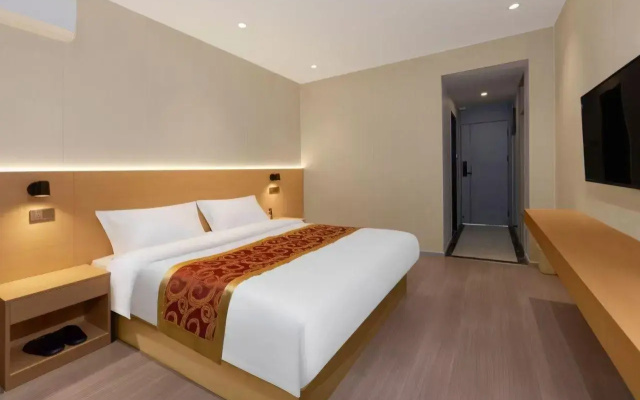 Shell Hotel Zhoukou Jiaotong Zhong Road Bus Center Station