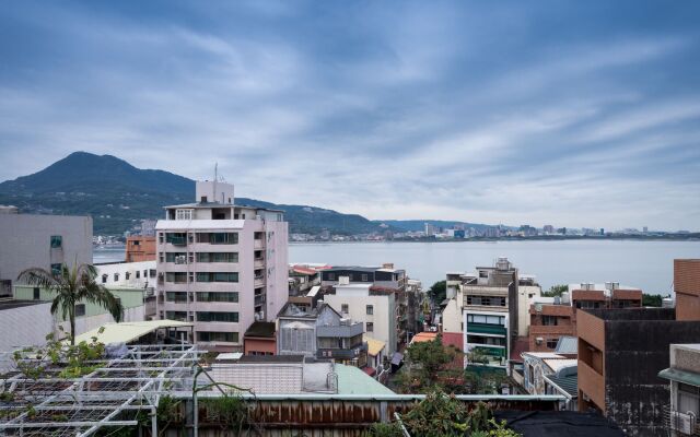 Taipei Travelers International Hostel