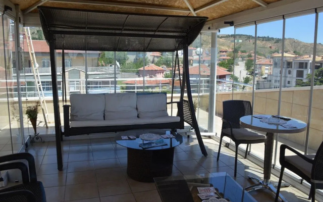 Yildirim Hotel