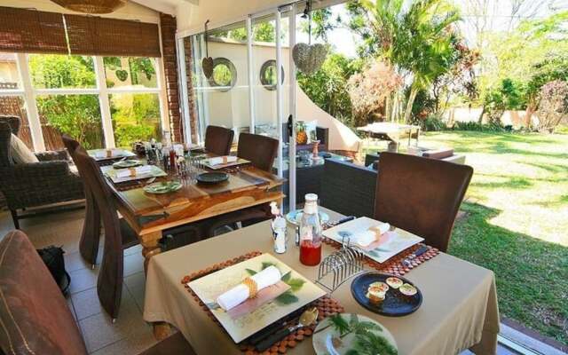 La Loggia On Broadwood