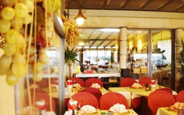 Hotel Ristorante Miralago