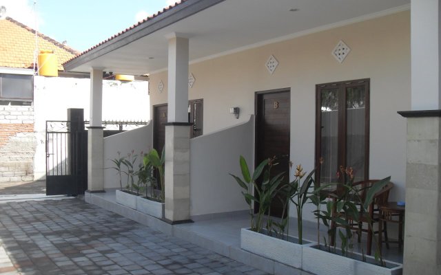 Gendis Hotel And Guest House