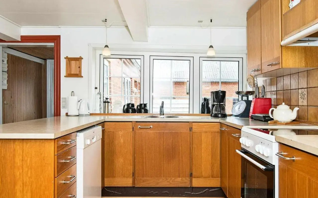 Holiday home Bredebro II