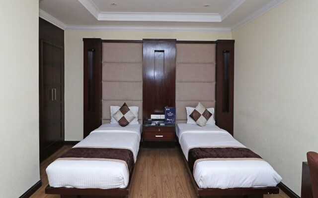 Fabhotel Broadway Inn Nehru Place