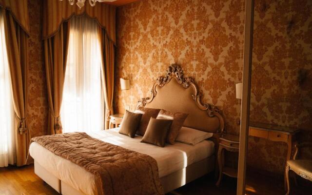 Murano Palace Bed & Breakfast