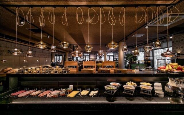 Hotel Roermond Next Door