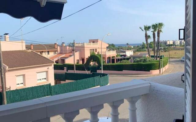 House with 3 Bedrooms in Torredembarra, with Furnished Terrace