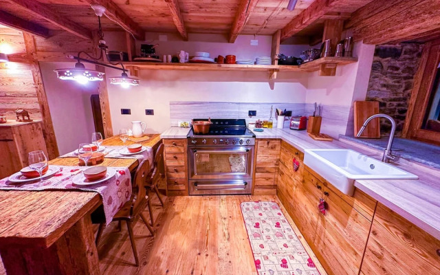 Modern Family Chalet Stunning Mountain