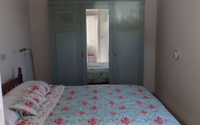 Rosehip Cottage