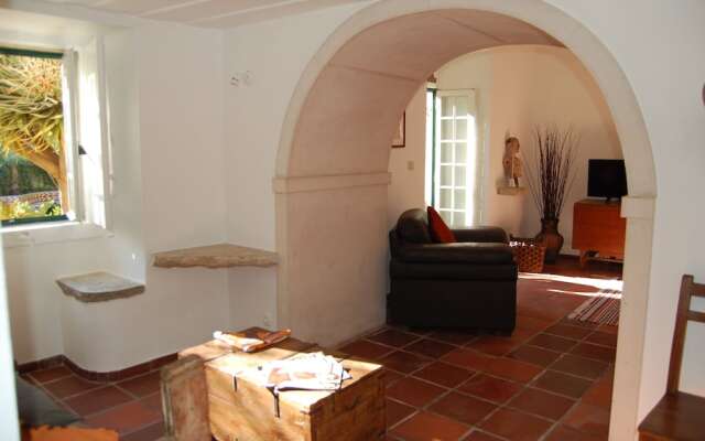 Villa Santa Iria by Portugal Portfolio