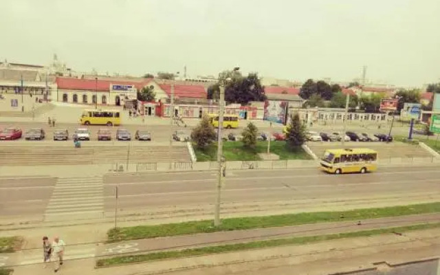 Городоцька 169, ЖД вокзал,близько центр