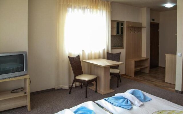 Ravda Bay Guest House