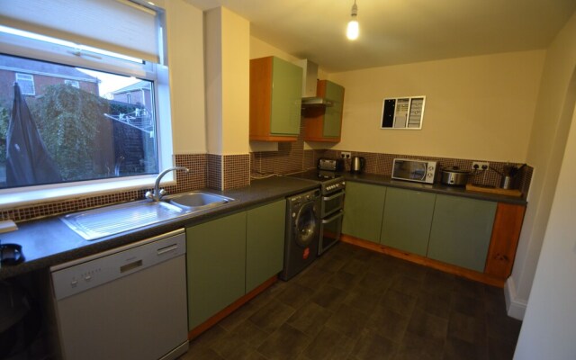 65 Tynedale Avenue - Holiday Home