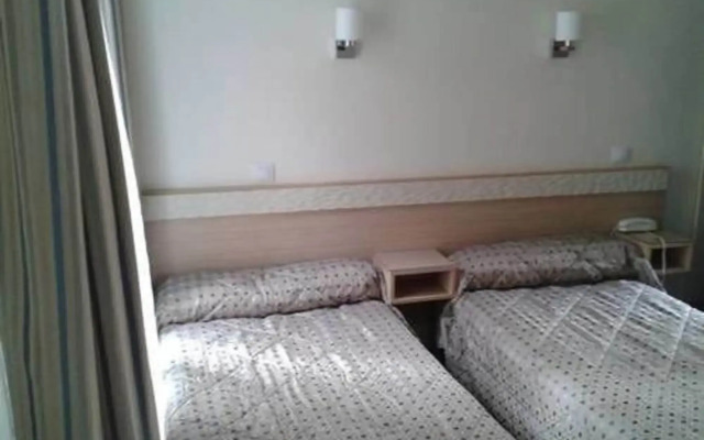 Hipotel Lilas Gambetta