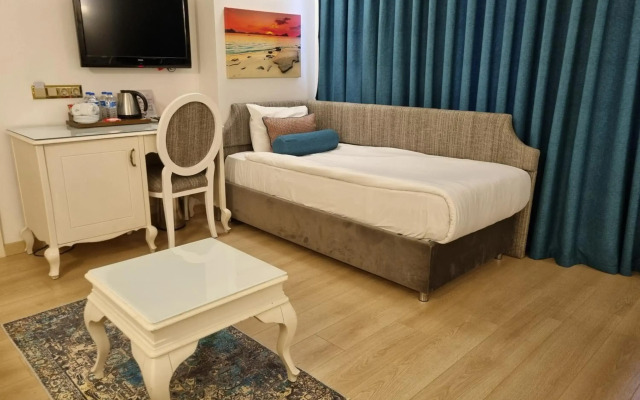 Taximtown Hotel