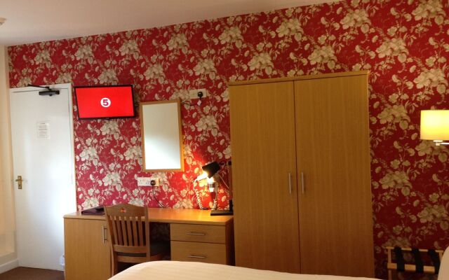 Ely House Hotel