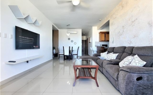 Near the Beach new and Modern Penthouse Coral H3