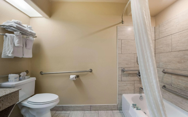 Best Western Escondido Hotel