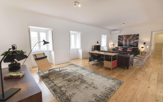 Lovelystay - Chic, Citrus Home - Private Garden And Parking