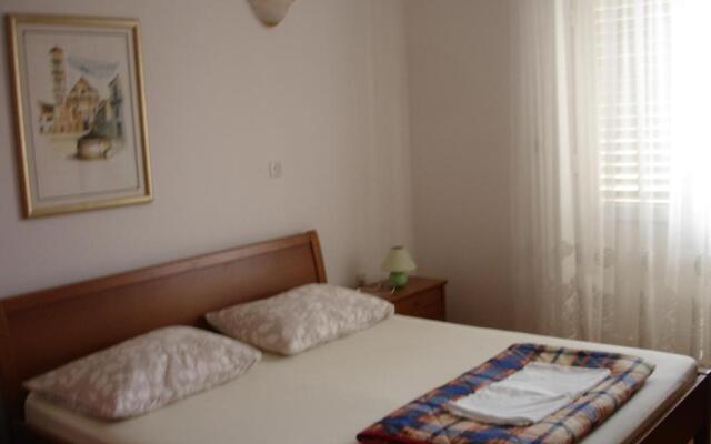 Apartment Božo
