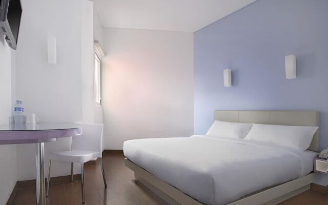 Amaris Hotel Karawang