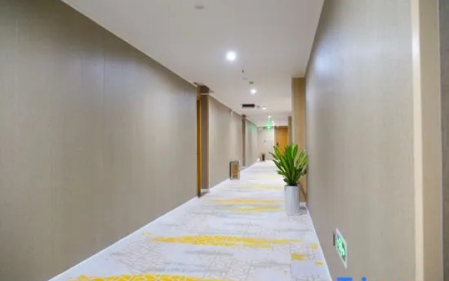 Xinxiang Zhonglian Hotel