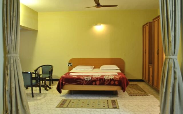 Hotel B M Shree Residency