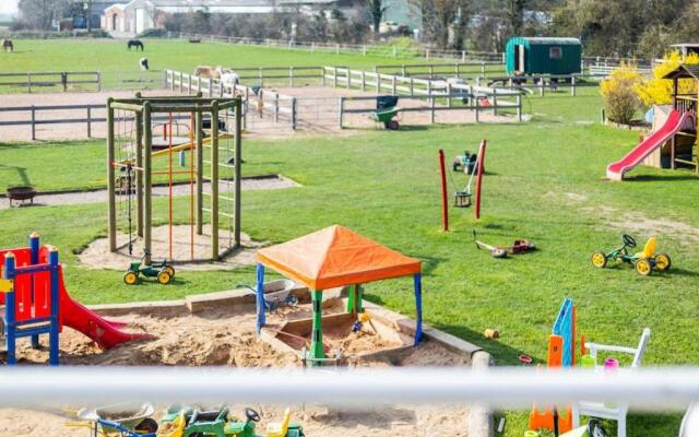 Buedlfarm-Grosse-Wohnung