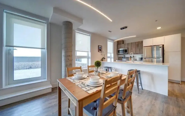 Ocean Bay New Luxury Condo Slps-5 w Prk Coffee AC