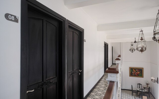 RedDoorz Plus @ Harmonie Cepu Blora