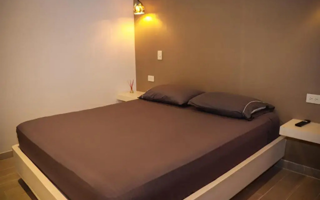 Hotel 14-04