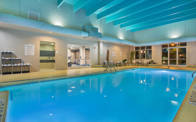 Holiday Inn University Plaza-Bowling Green by IHG