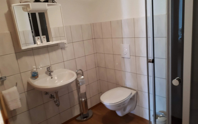 Pension Gästehaus B & B27