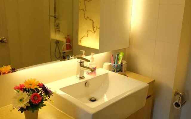 Atlantis Condo Resort A218
