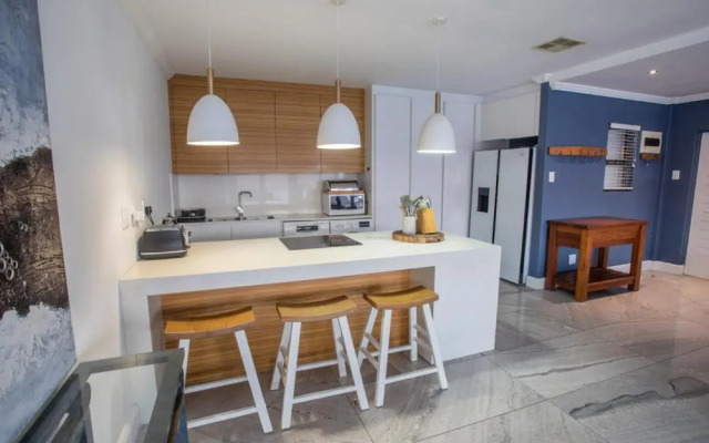 uSHAKA WATERFRONT - PALATIAL PRIVATE PENTHOUSE