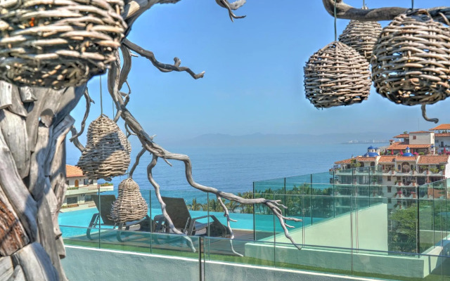 Nayri Life & Spa 108