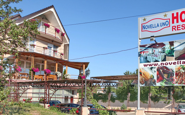 Hotel Novella Uno