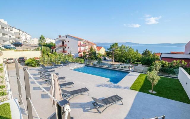 Apartment House Vista