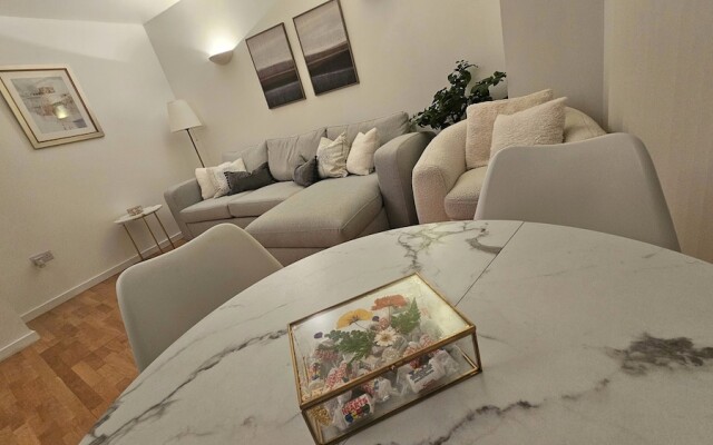 Luxury Apartment in Canary Wharf