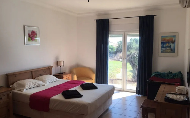 Villa Castelos, Quelfes, Eastern Algarve 8700-581