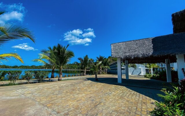 Orangea Beach Resort