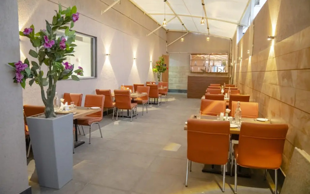Zip By Spree Hotels Chakan