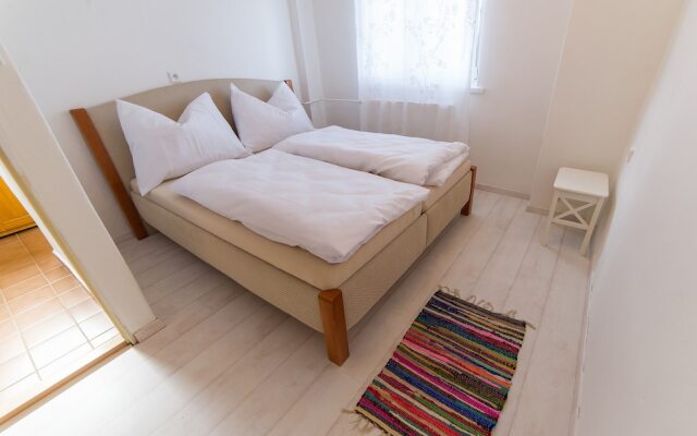 Villa Cihelna apartments