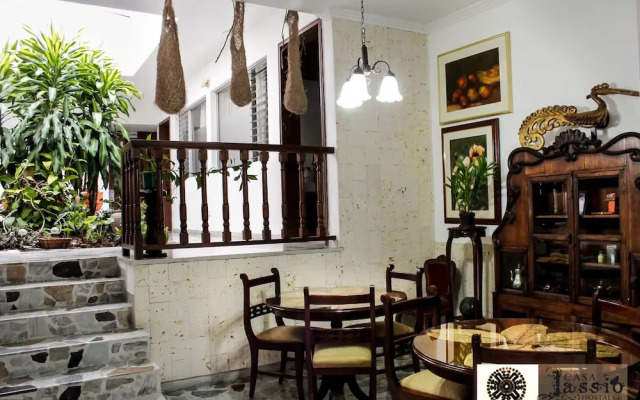 Casa Lassio Hostal