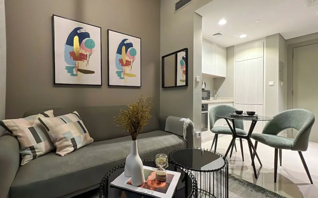 Relax in Style Central 1BDR Cityscape