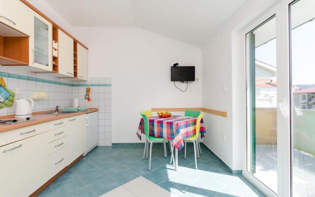 Apartments Ruzica M in Lopar - island Rab