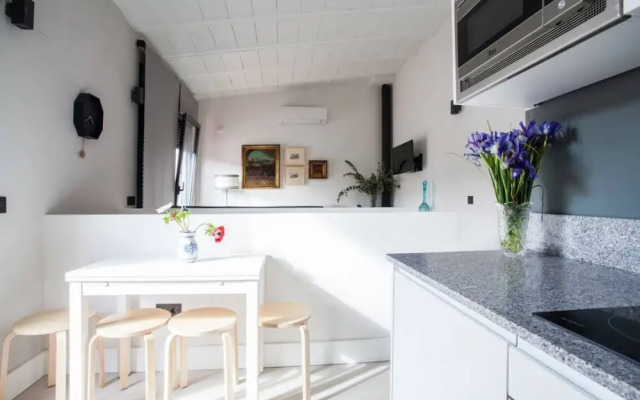 Sevilla Alquila Amplios Apartamentos Duplex en San Bernardo